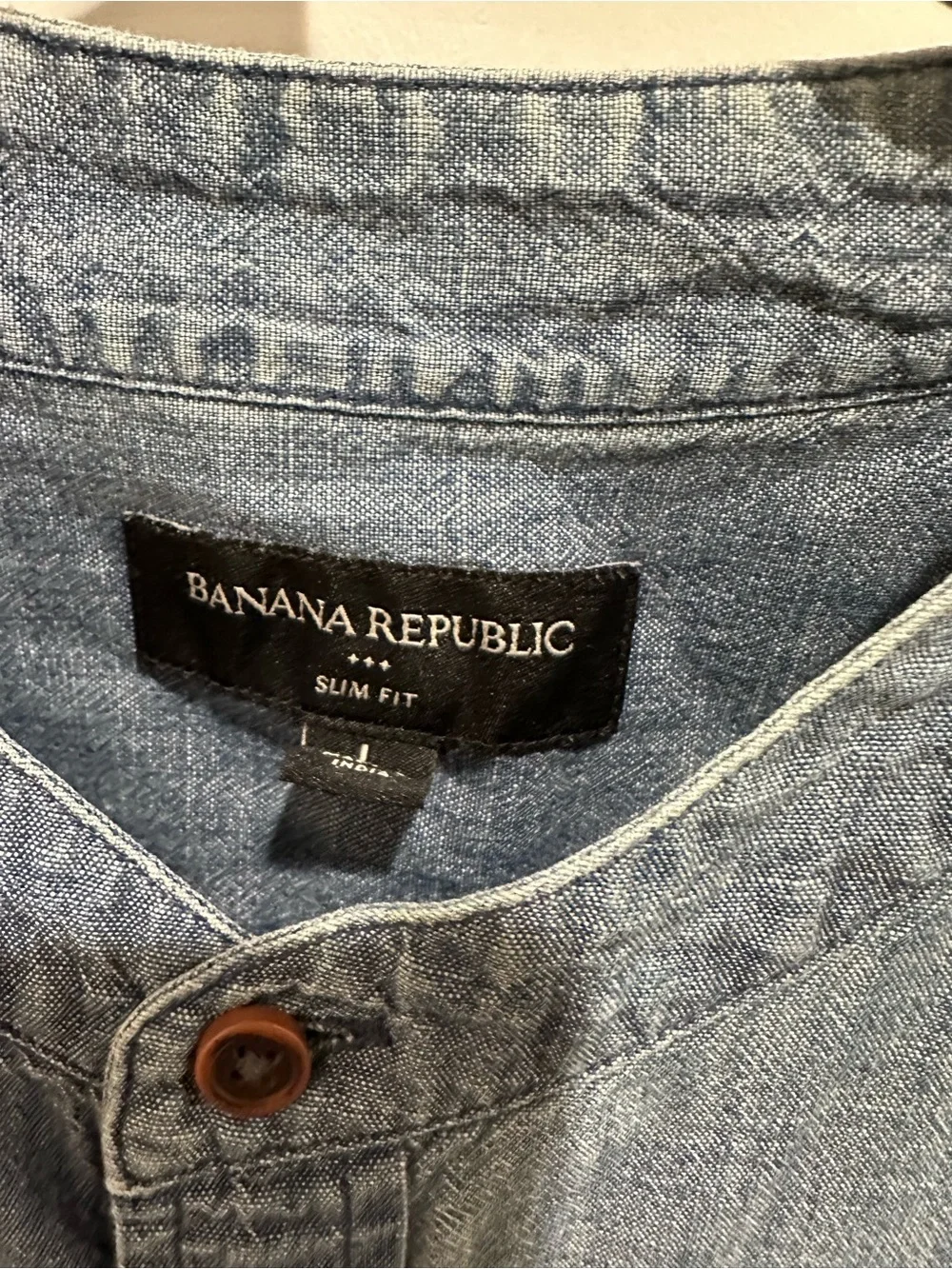 Banana Republic light blue